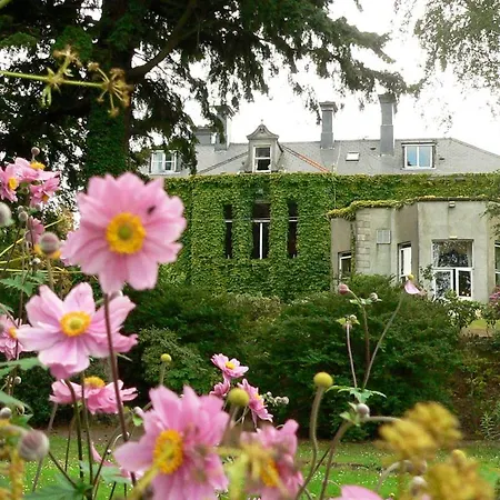 Hotel Tinakilly